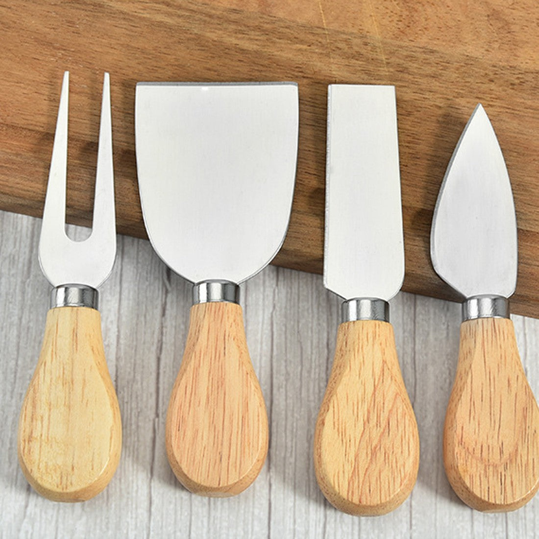 4-Piece Cheese Knife Set in Wooden Box